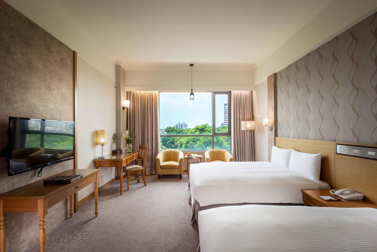 Royal Chiayi Hotel Kültér fotó