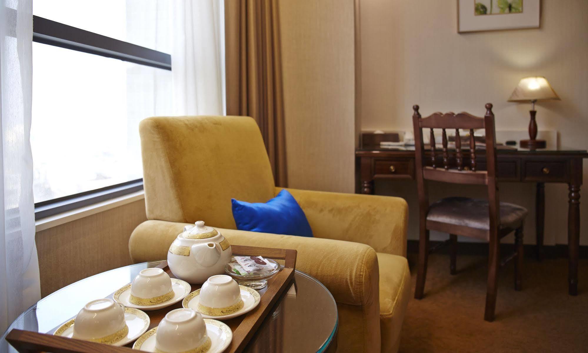 Royal Chiayi Hotel Kültér fotó