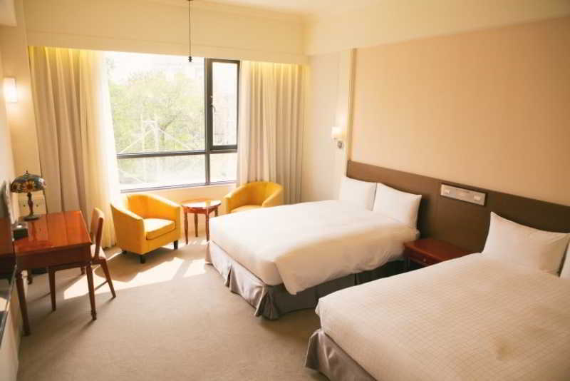 Royal Chiayi Hotel Kültér fotó